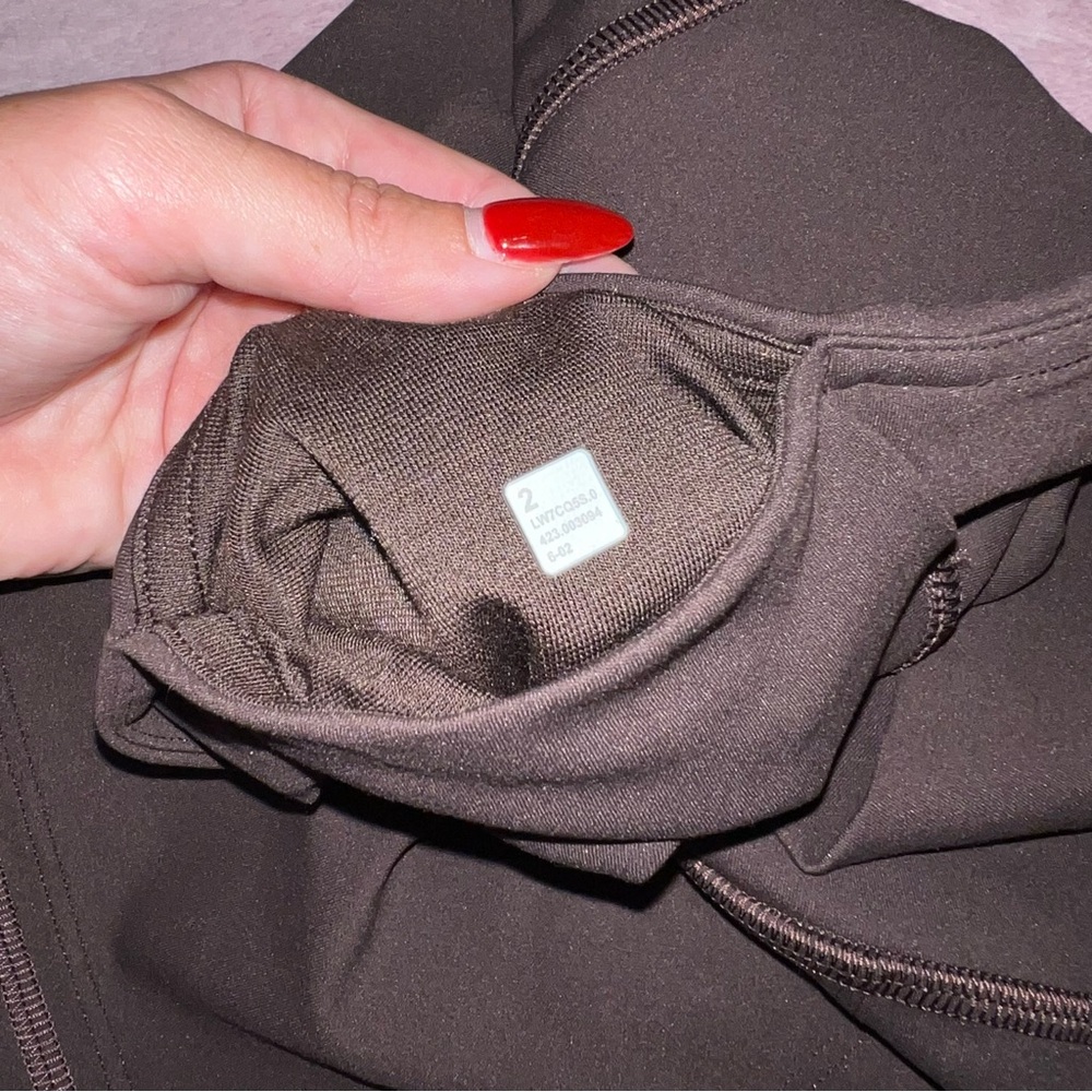 lululemon athletica align shorts - espresso ☕️ - Picture 5 of 5